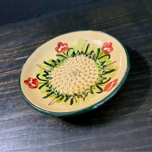 Elaboracion Artesanal Handpainted Ceramica Española Garlic Grater Floral Dish - Picture 2 of 8